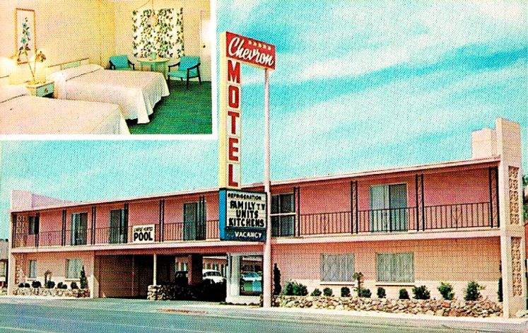 High Hat Regency Motel